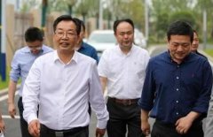 南浔区委书记夏坚定赴旧馆镇调研时走访尊龙集团