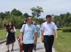 浦东水务和长桥山庄领导考察福寿园和尊龙集团集团